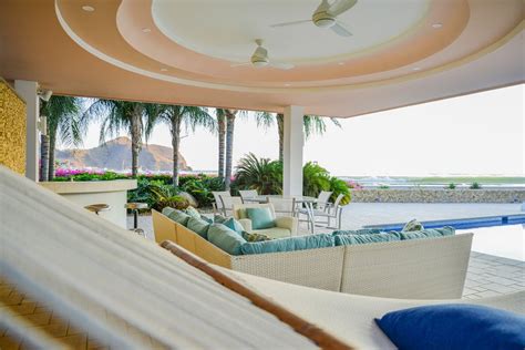 Beachfront vacation rentals in San Juan .